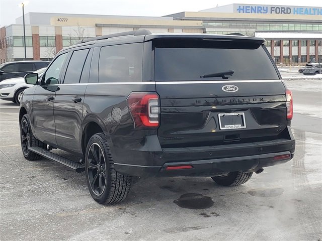 Used 2022 Ford Expedition Max Limited image 5