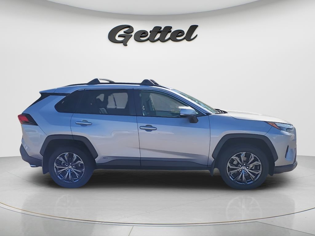 Certified 2023 Toyota RAV4 XLE Premium image 6