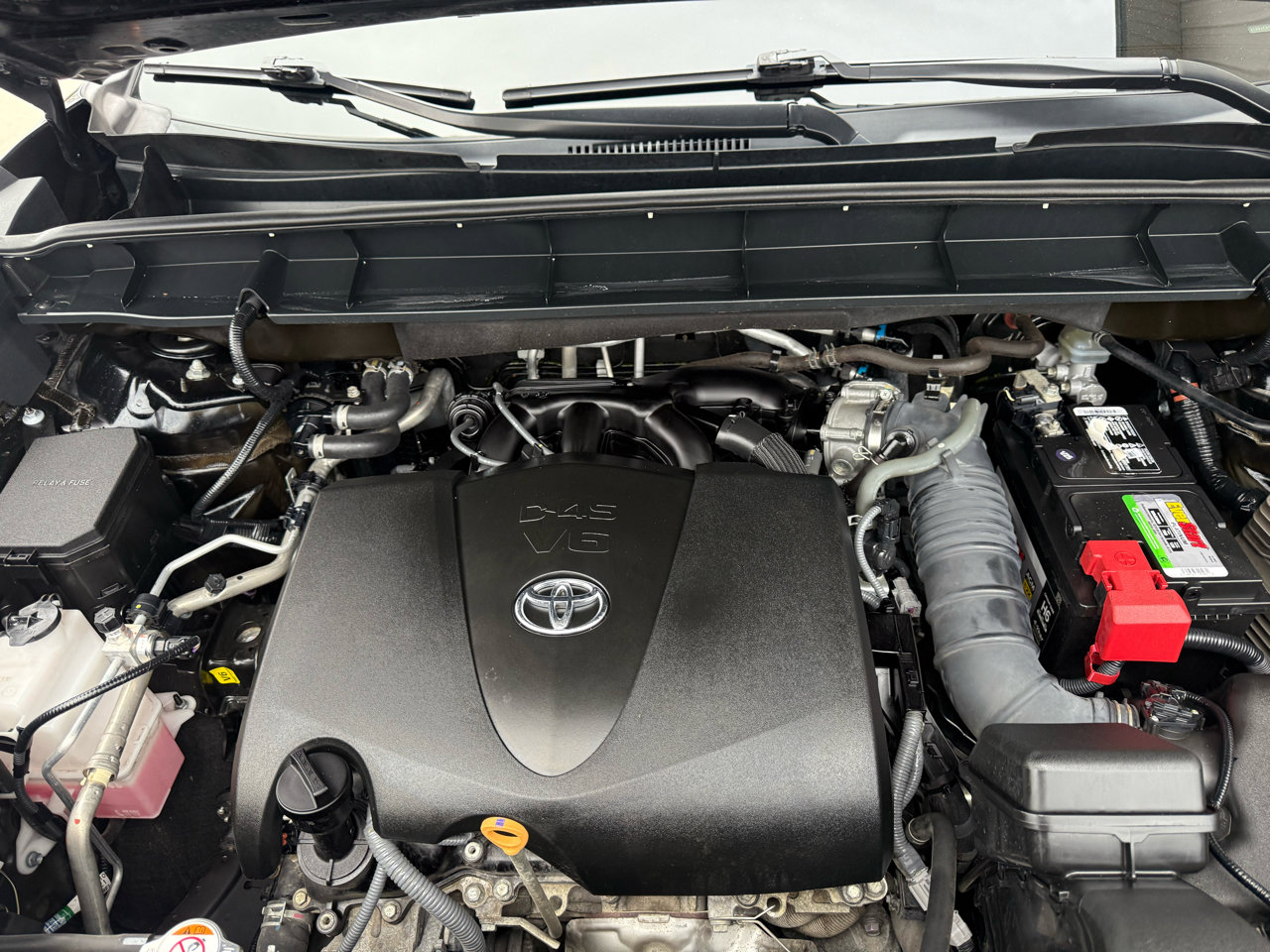 Used 2021 Toyota Highlander Limited image 8