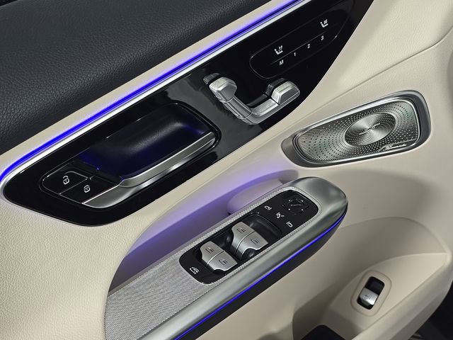 New 2026 Mercedes-Benz GLC 300 4MATIC image 16