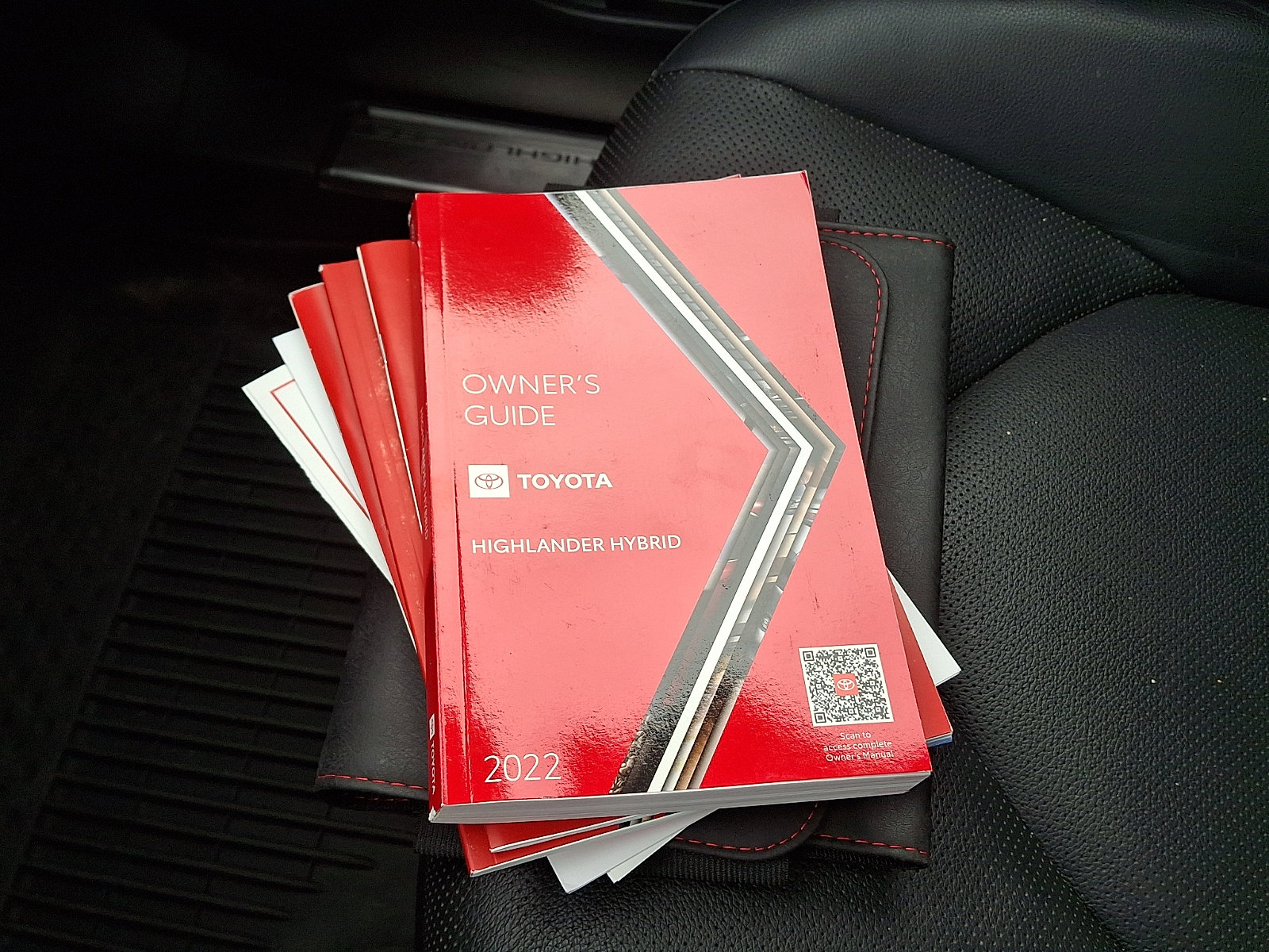 Used 2022 Toyota Highlander Platinum image 30