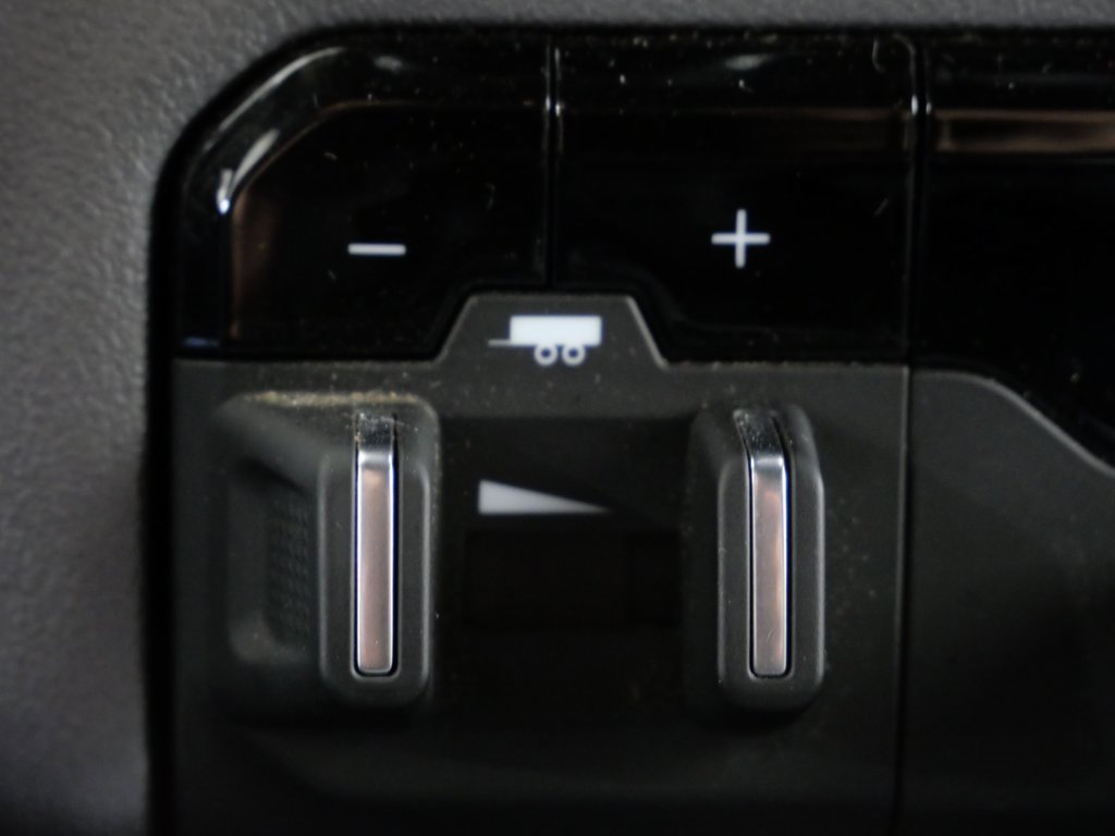 Used 2024 RAM 2500 Big Horn image 21