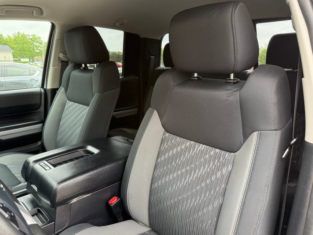 Used 2020 Toyota Tundra SR5 w/ SR5 Upgrade Package AWD/4WD image 10