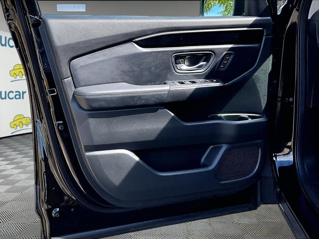 Used 2024 Honda Pilot EX-L image 9