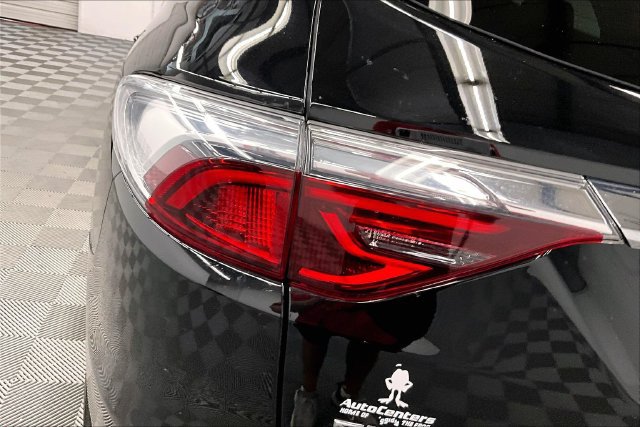 Used 2024 Buick Enclave Essence w/ Experience Buick Package AWD/4WD image 36