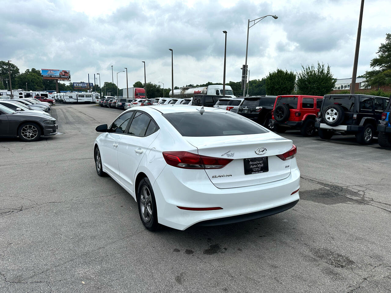 Used 2017 Hyundai Elantra ECO image 5