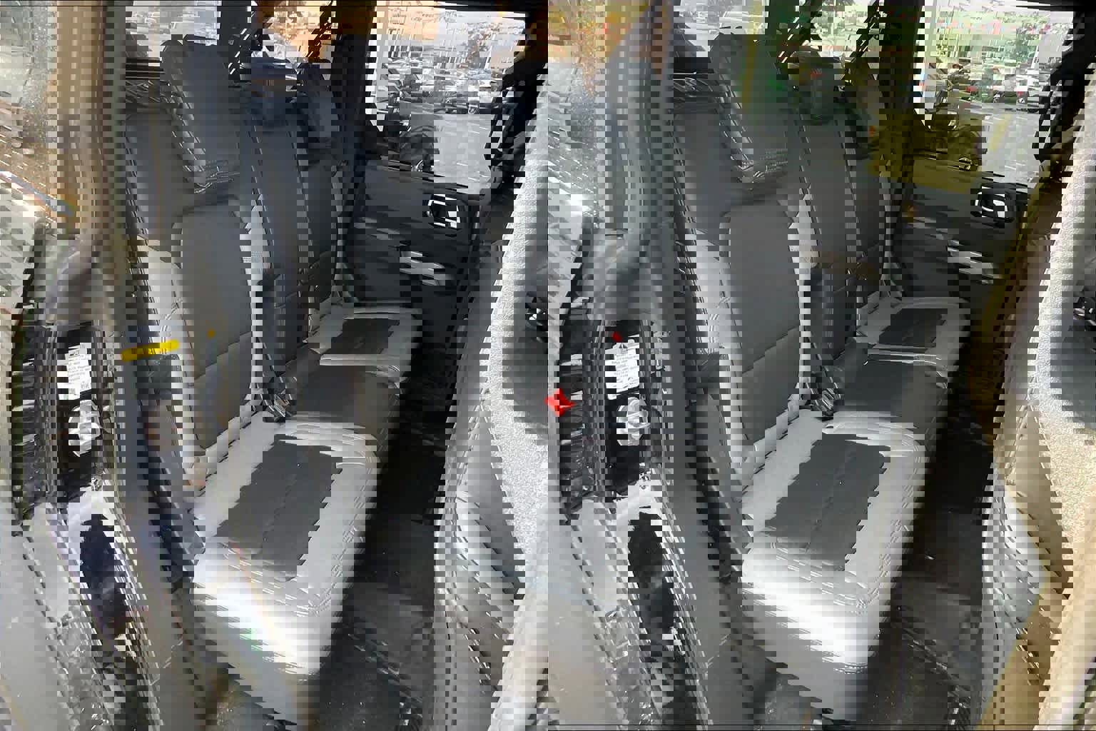 Used 2022 Ford Bronco Black Diamond image 19