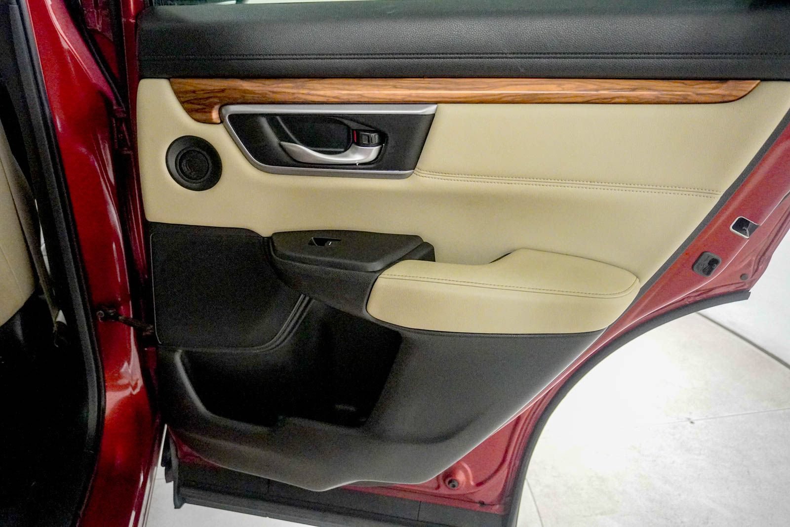 Used 2017 Honda CR-V EX-L image 33