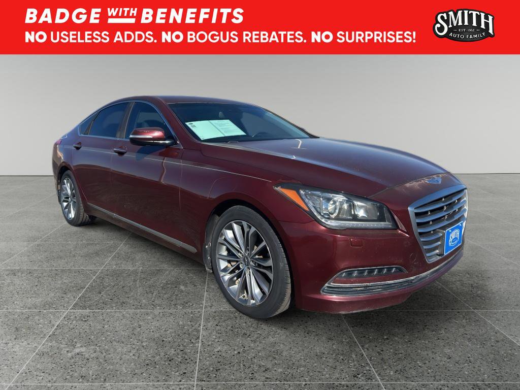 Used 2015 Hyundai Genesis 3.8 image 1