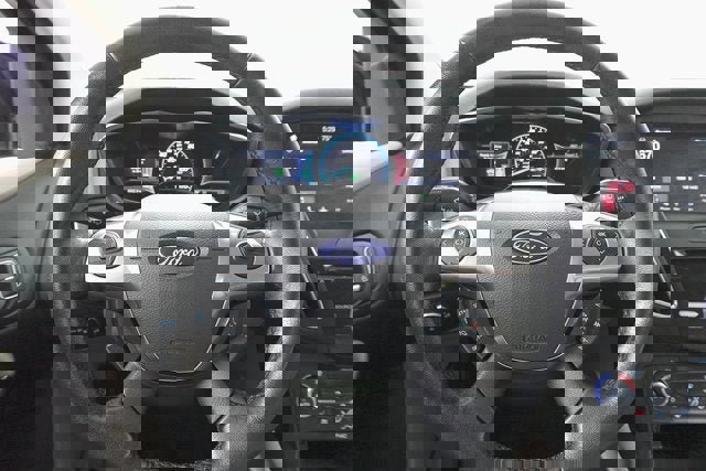 Used 2017 Ford Focus Electric Hatchback image 13