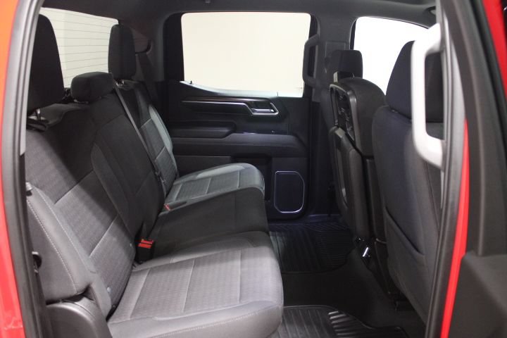 Used 2022 Chevrolet Silverado 1500 LT AWD/4WD image 28