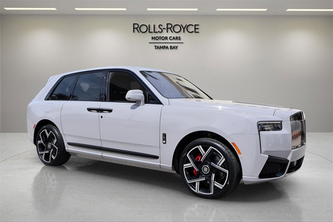 New 2026 Rolls-Royce Cullinan Black Badge image 8