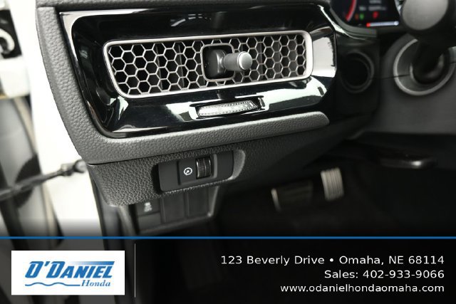 Used 2025 Honda Civic Sport image 27