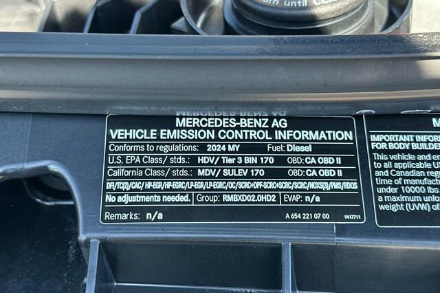 Used 2024 Mercedes-Benz Sprinter 3500 image 34