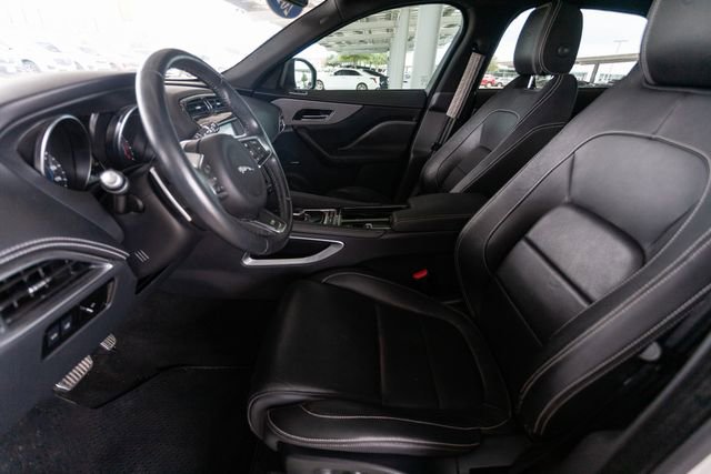 Used 2018 Jaguar F-PACE S image 8