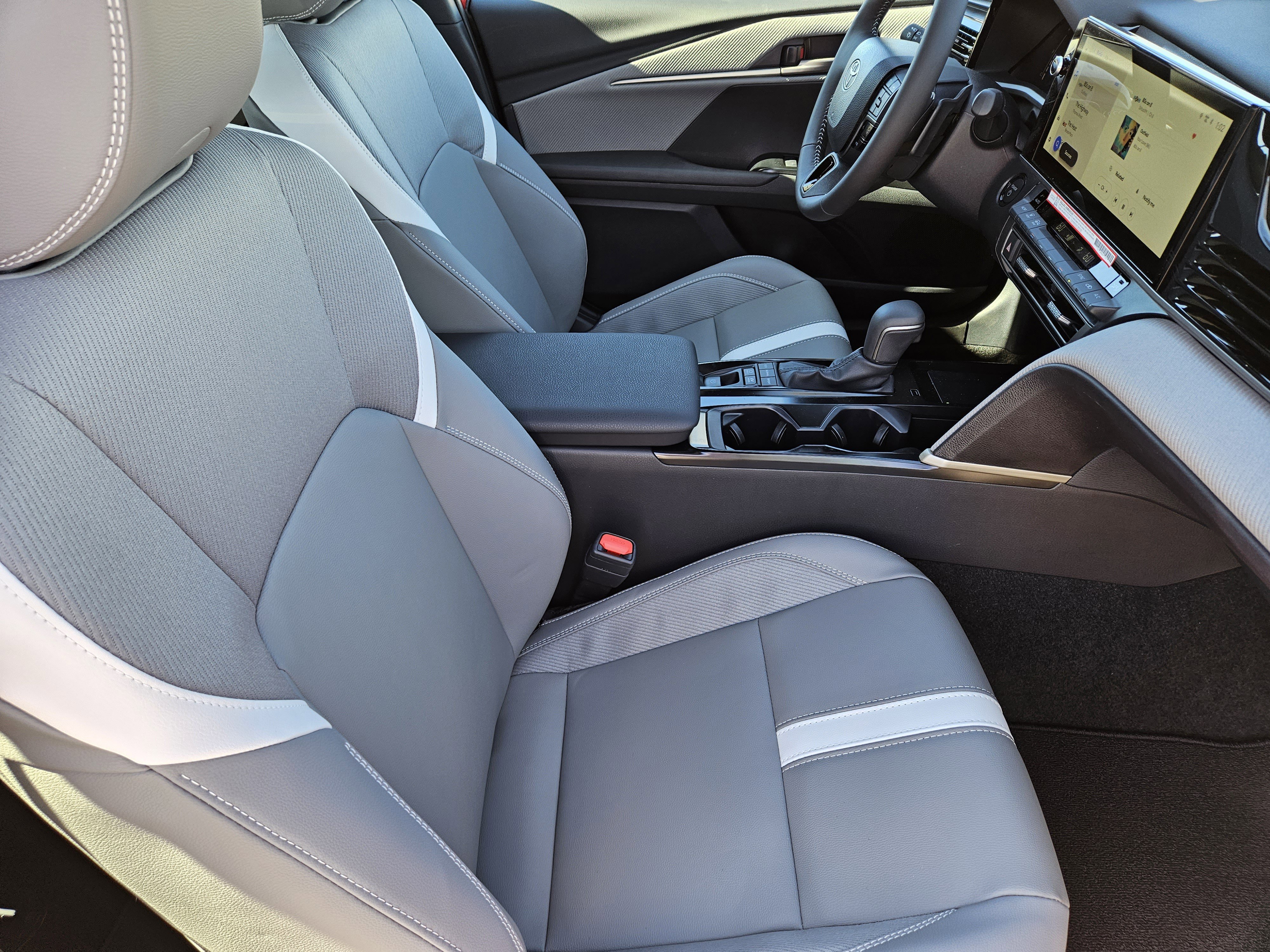 New 2026 Toyota Camry SE w/ Multimedia Upgrade Package image 11