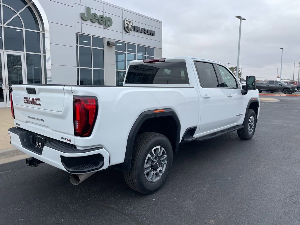 Used 2022 GMC Sierra 2500 AT4 image 11