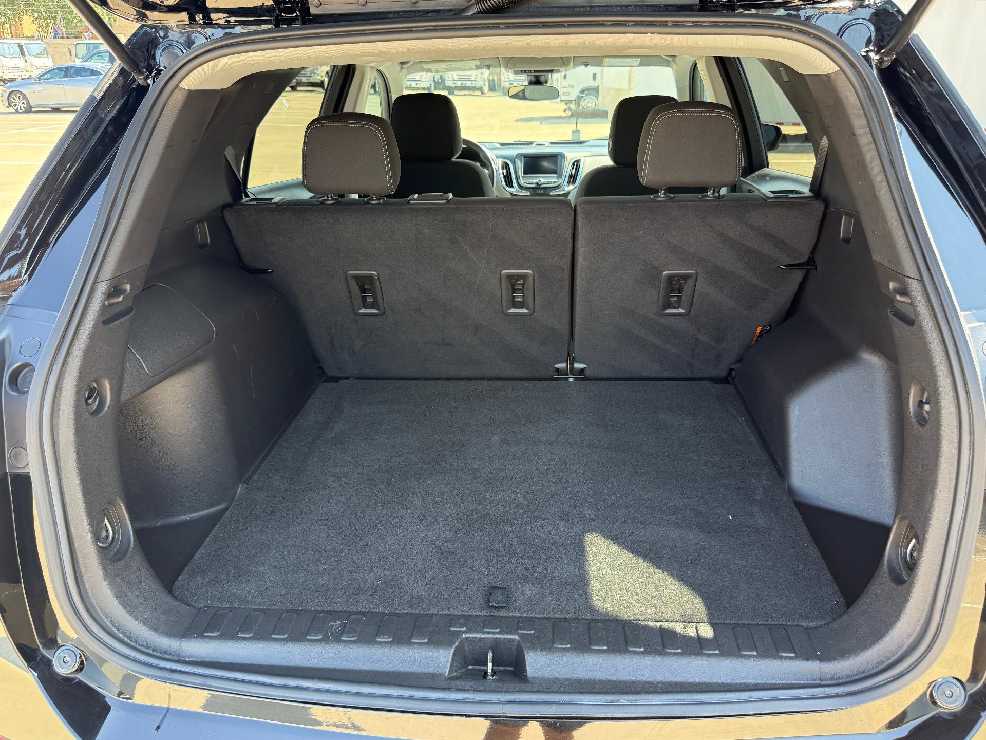 Used 2023 Chevrolet Equinox LS w/ LS Convenience Package FWD image 26