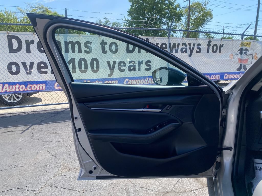 Used 2025 MAZDA MAZDA3 s FWD image 12