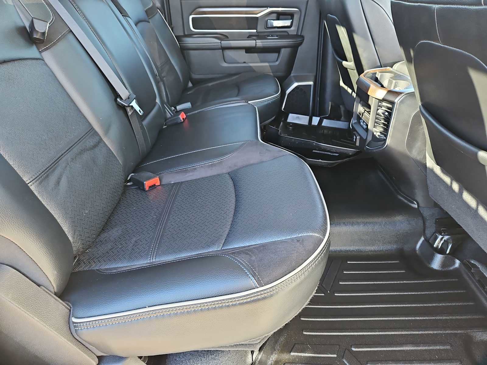 Used 2022 RAM 2500 Laramie image 19