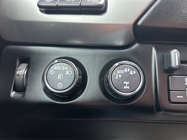 Used 2017 Chevrolet Suburban Premier image 44