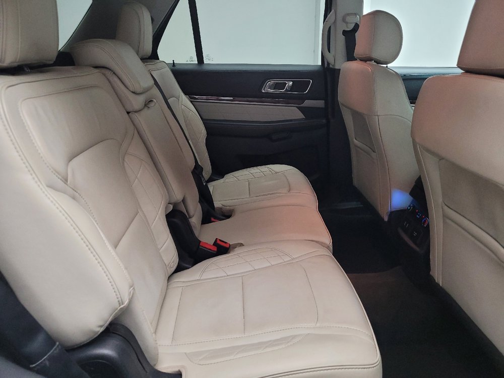 Used 2017 Ford Explorer Platinum AWD/4WD image 19