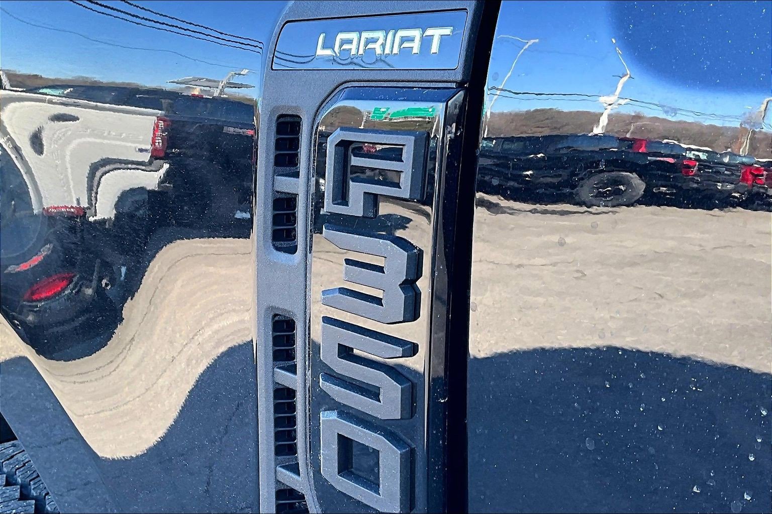 New 2026 Ford F350 Lariat w/ Black Appearance Package AWD/4WD image 12