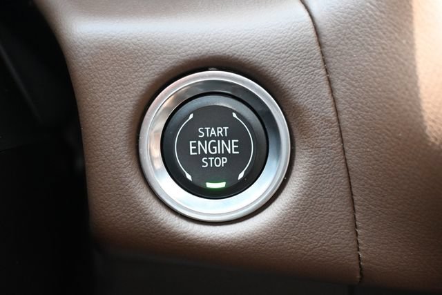 Used 2024 Chevrolet Tahoe High Country AWD/4WD image 38