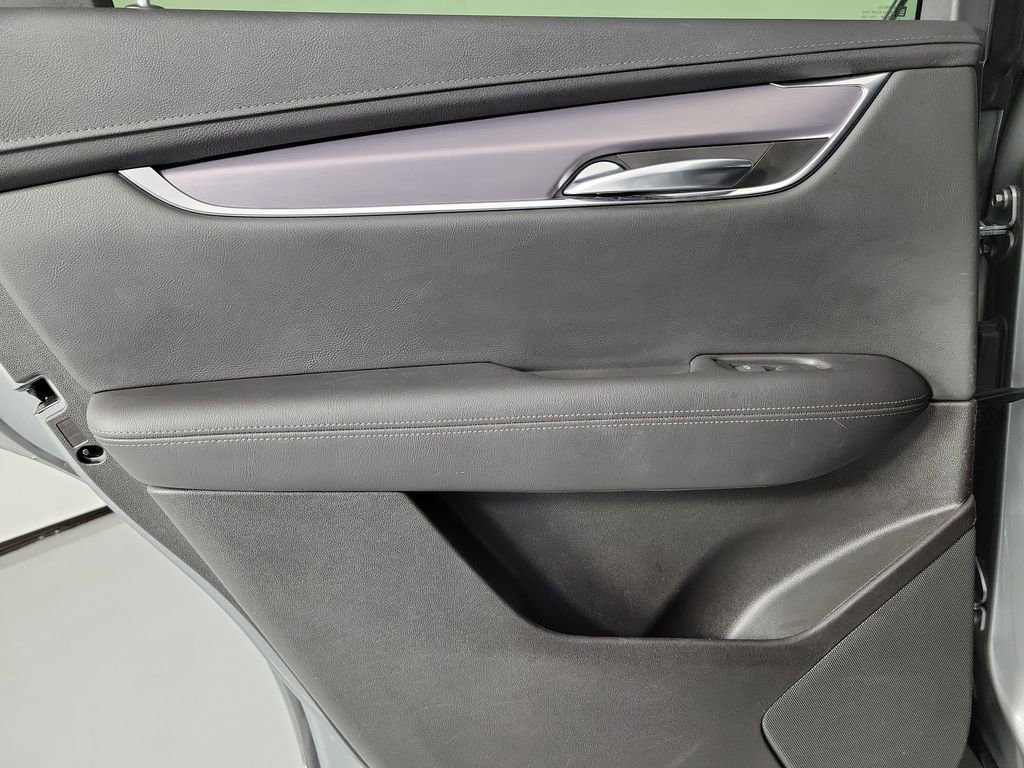 Certified 2023 Cadillac XT5 Luxury image 13