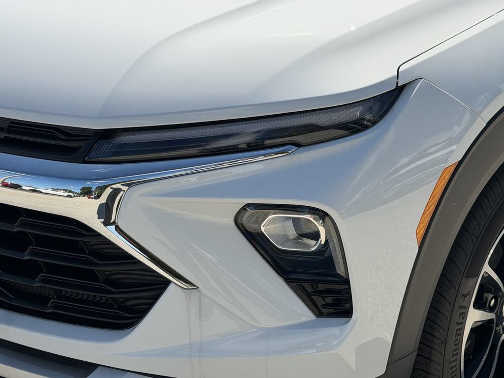 New 2026 Chevrolet TrailBlazer LT w/ Convenience Package FWD image 9
