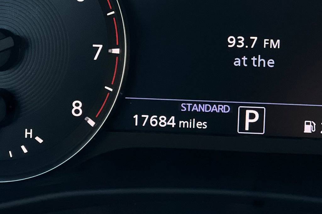 Used 2023 INFINITI QX50 Luxe image 27