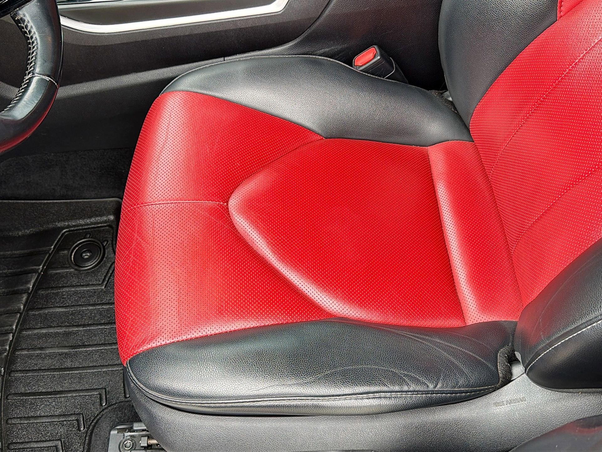 Used 2021 Toyota Highlander XSE image 19