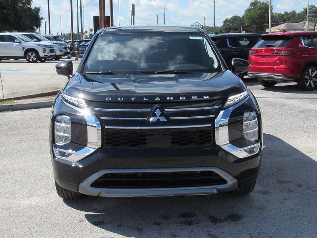 New 2025 Mitsubishi Outlander SE image 7