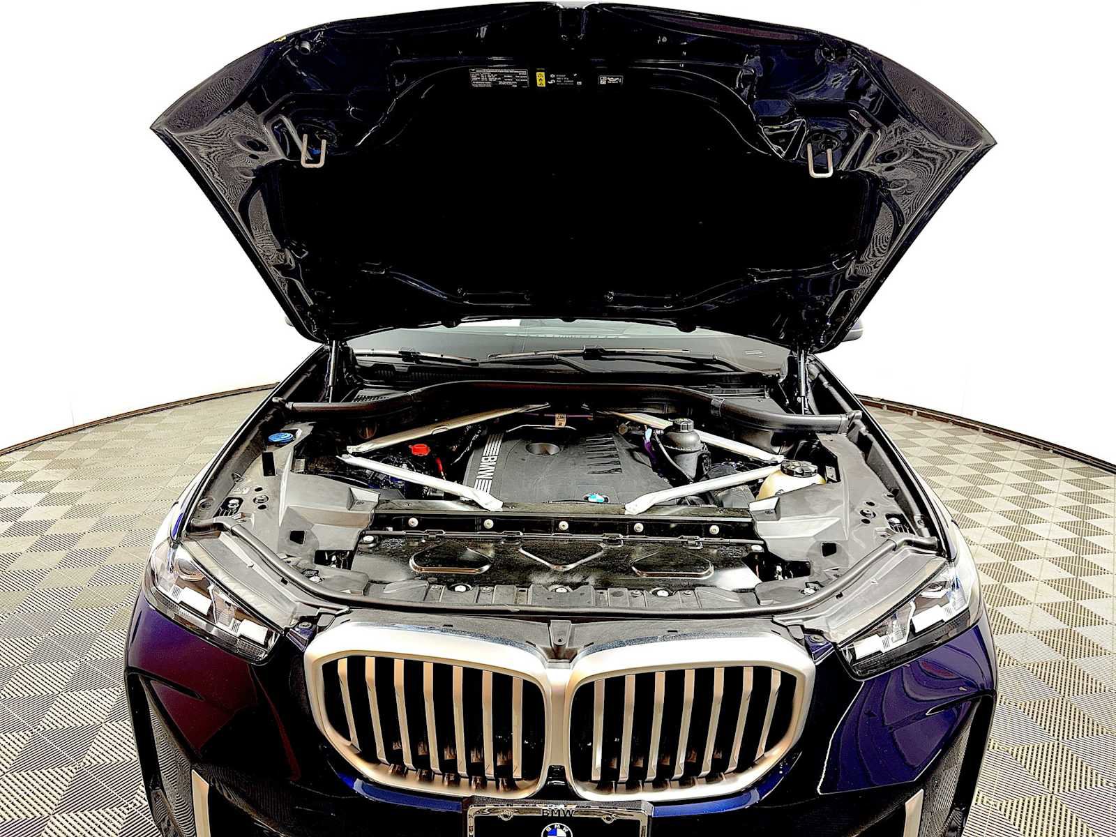 Certified 2024 BMW X5 xDrive40i w/ Premium Package image 32