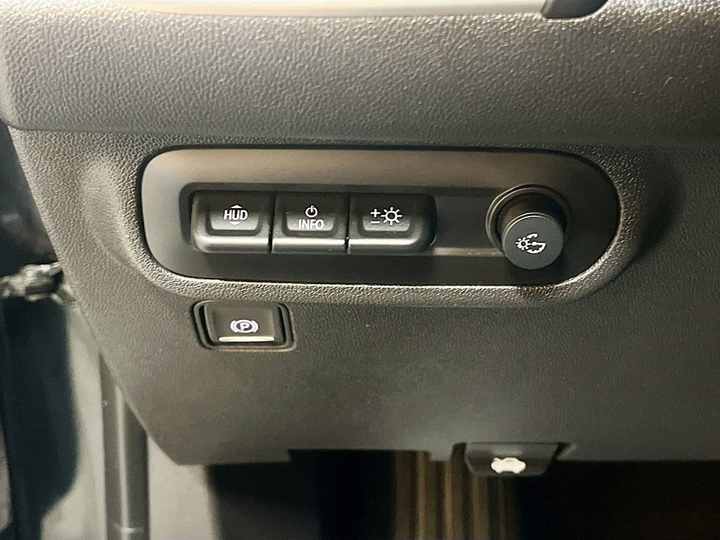 Used 2024 GMC Terrain Denali w/ Denali Premium Package image 10