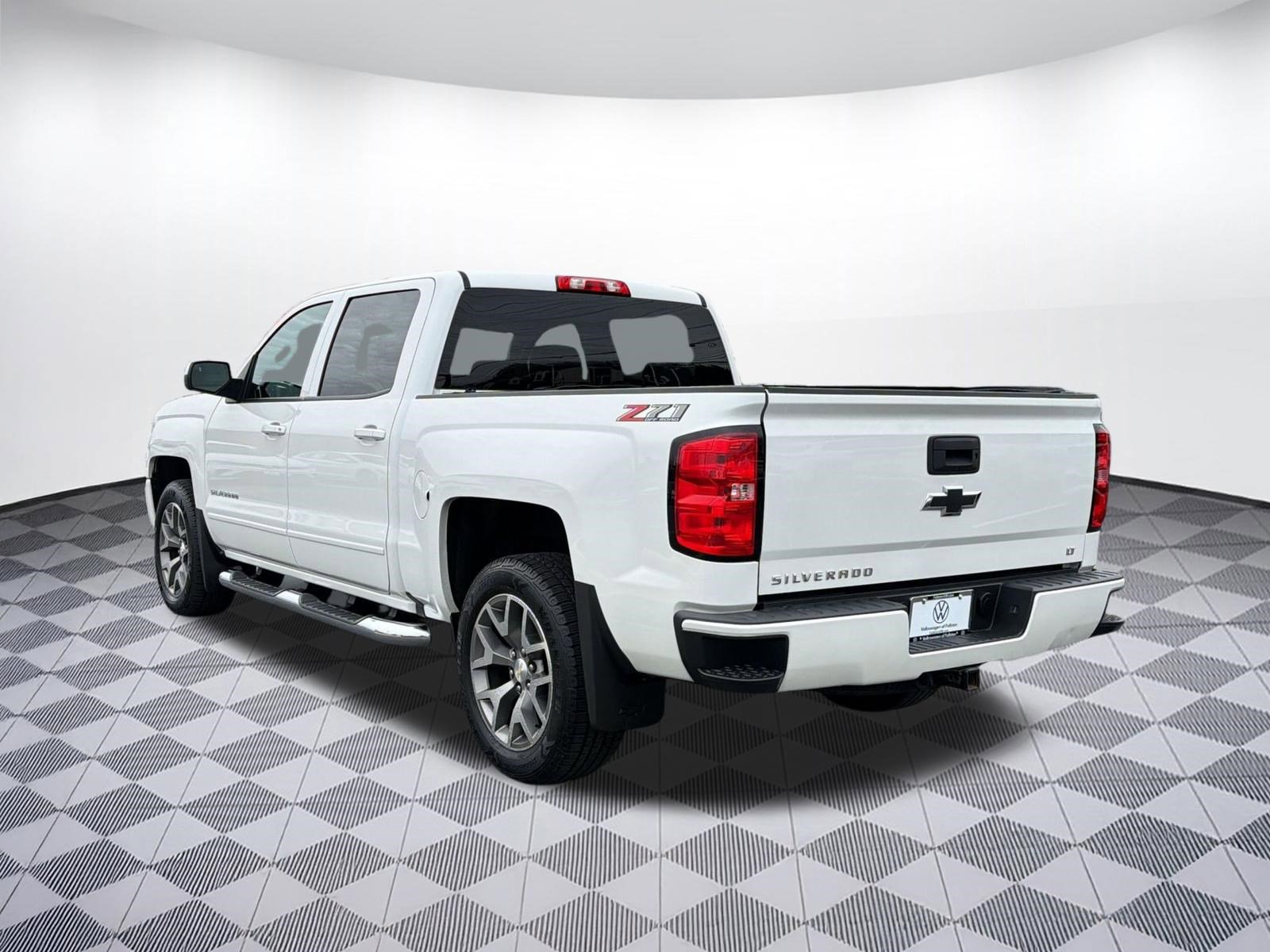 Used 2018 Chevrolet Silverado 1500 LT w/ All Star Edition image 3