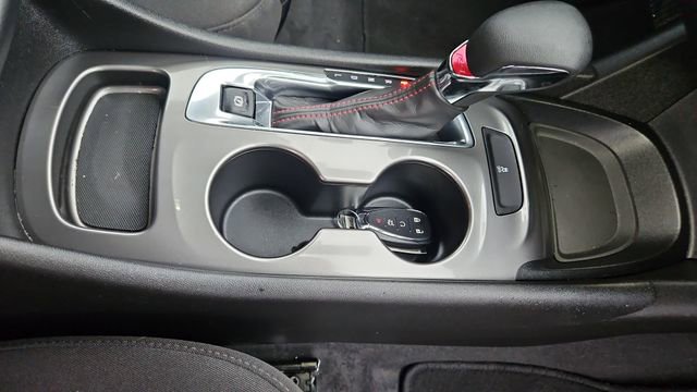 Used 2023 Chevrolet Malibu RS image 14