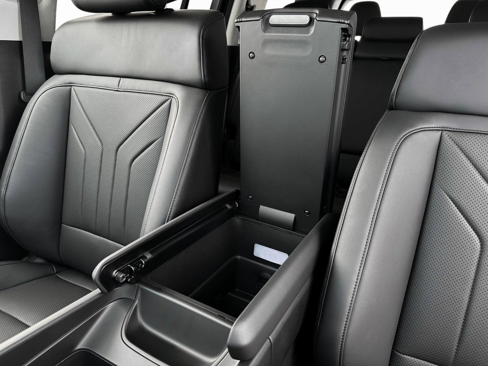 New 2026 Hyundai Santa Fe SEL AWD/4WD image 18