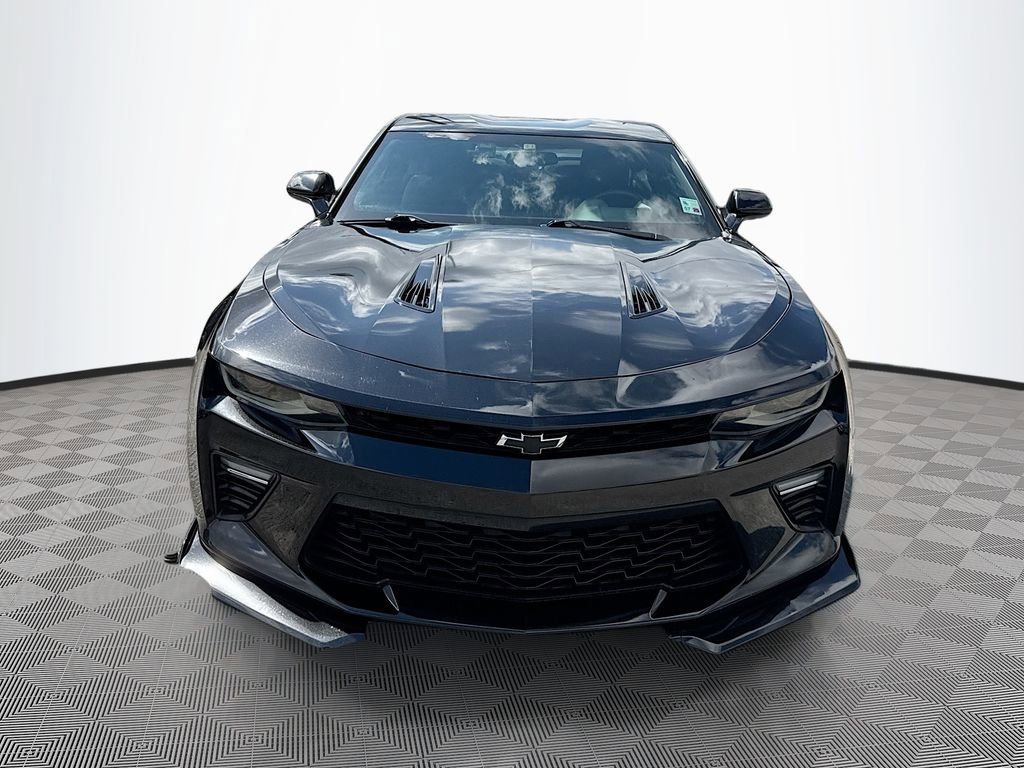 Used 2017 Chevrolet Camaro SS image 2