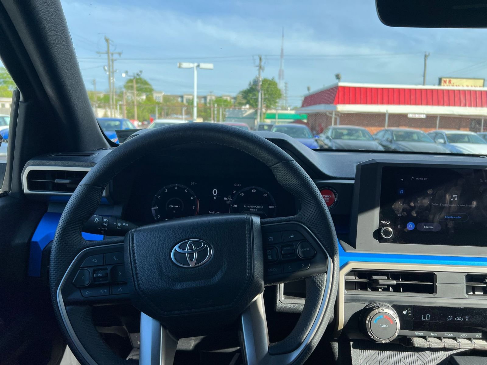 Used 2025 Toyota Tacoma TRD Off-Road image 34