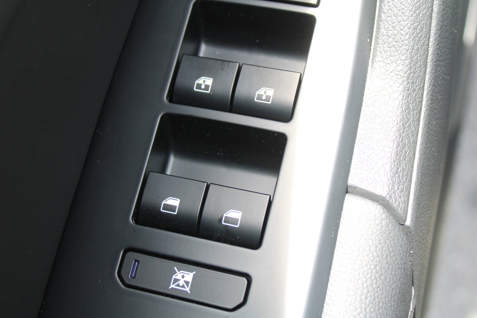 New 2026 Kia Sportage EX image 20