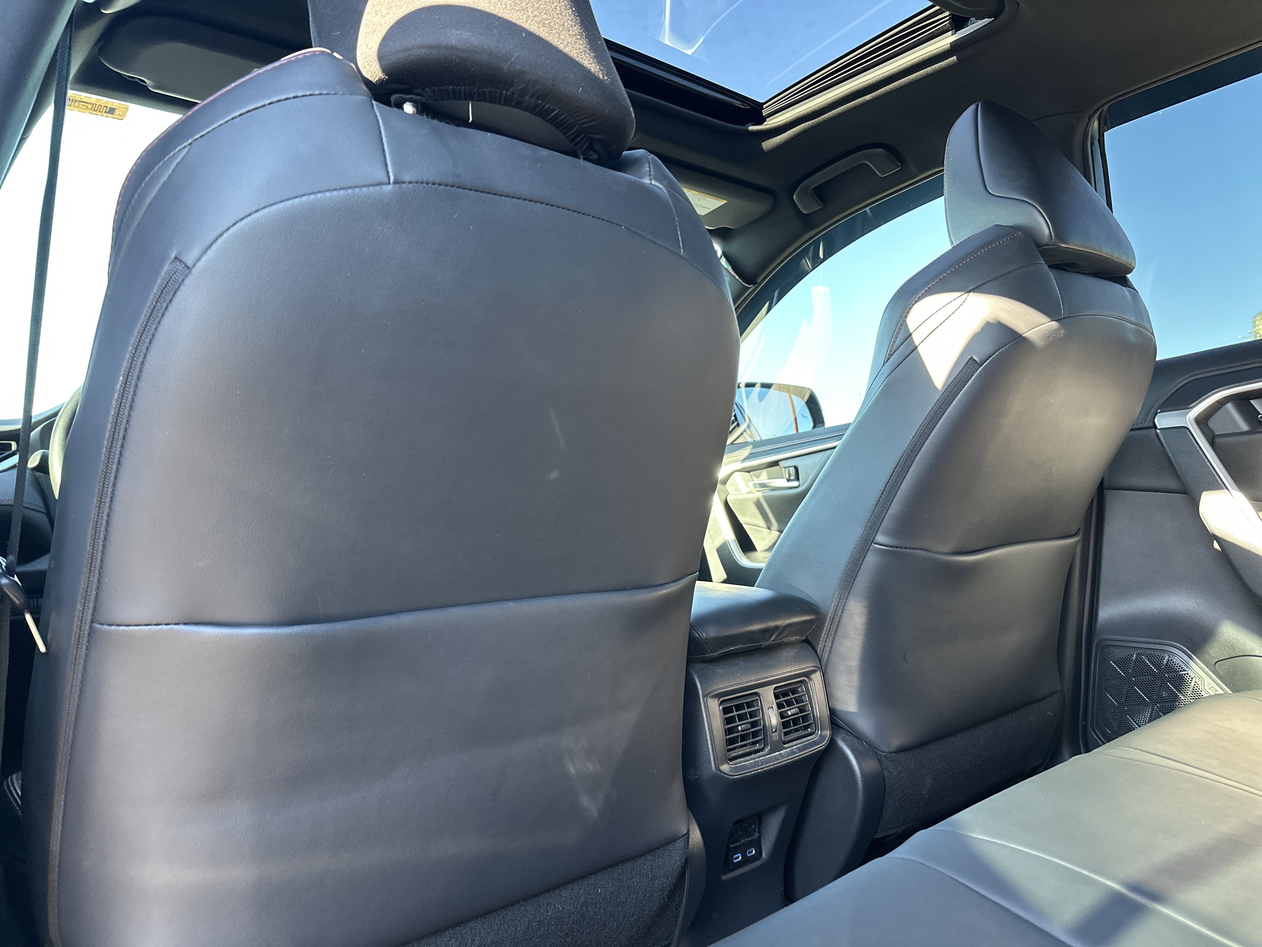 Used 2022 Toyota RAV4 XSE image 32