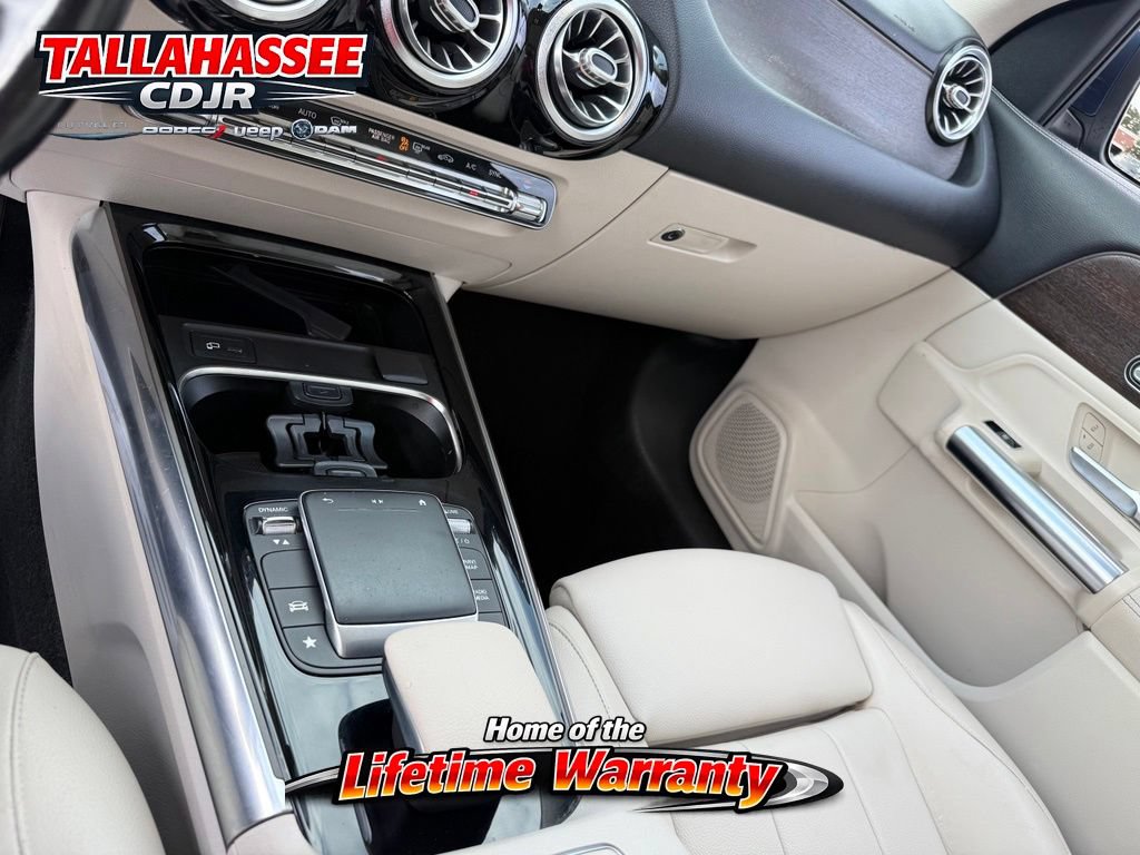 Used 2021 Mercedes-Benz GLA 250 w/ Premium Package image 30