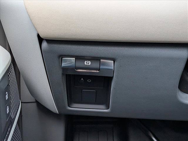 Used 2023 Land Rover Defender 110 X-Dynamic SE AWD/4WD image 16