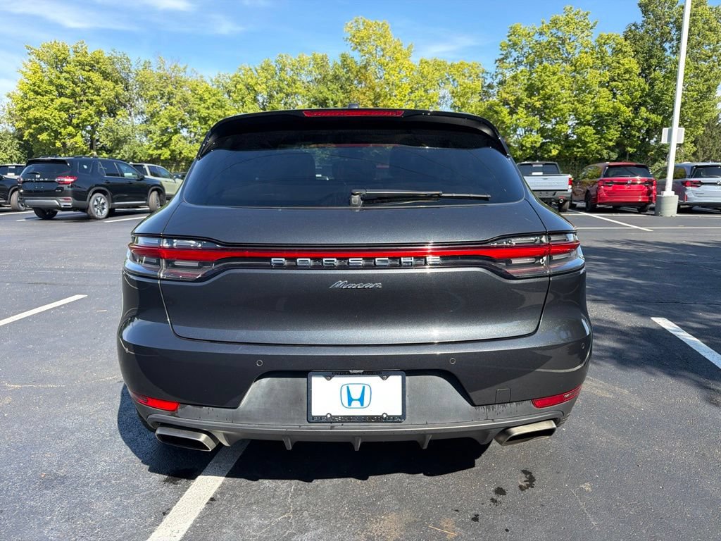 Used 2020 Porsche Macan AWD/4WD image 4