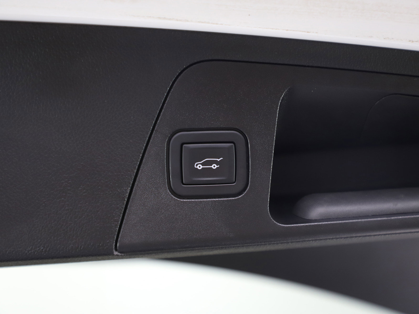 Used 2020 Buick Envision Premium image 18