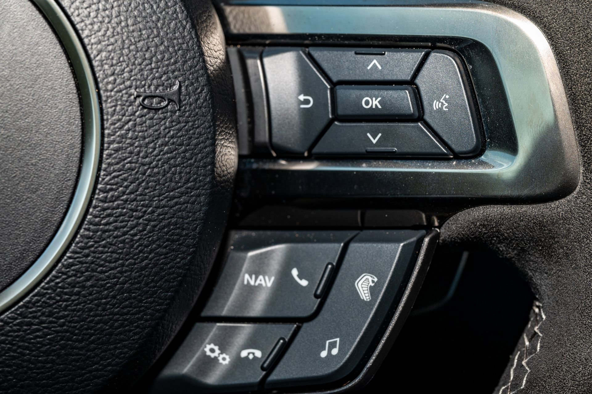 Used 2022 Ford Mustang Shelby GT500 w/ Technology Package image 27