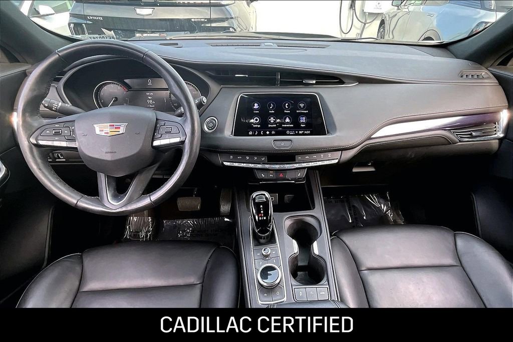 Certified 2023 Cadillac XT4 Luxury w/ Cold Weather Package image 14