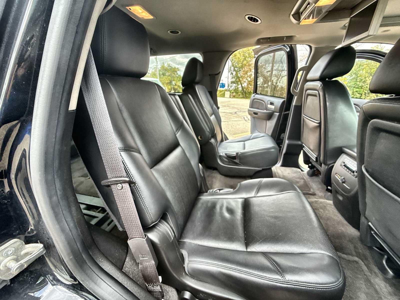 Used 2013 Chevrolet Tahoe LTZ AWD/4WD image 26