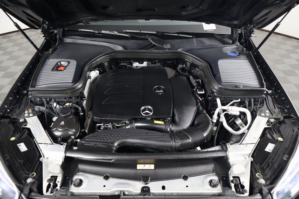 Used 2022 Mercedes-Benz GLC 300 image 15